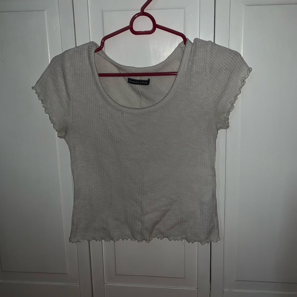abercrombie and fitch lettuce, short sleeve top